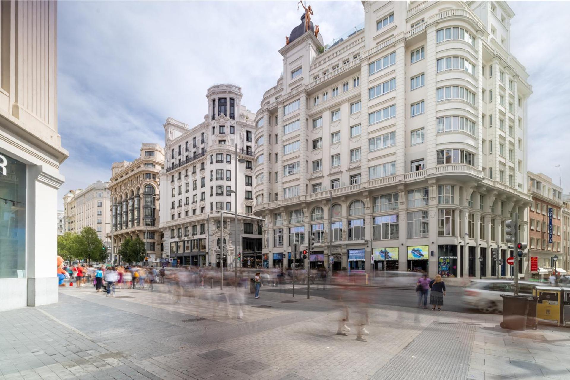 Hotel Avenida Gran Vía Madri Exterior foto